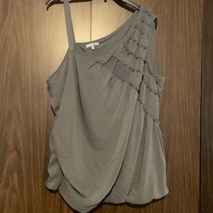 Maurices top